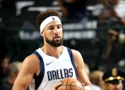 开云体育APP下载-掘金翻盘尼克斯，浓眉哥高光表现的简单介绍