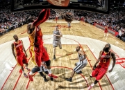 开云下载-非洲铁血与德甲雄狮的碰撞，几内亚血拼勒沃库森，阿拉巴如何成为关键先生