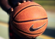 开云体育APP下载-北欧风暴席卷华沙，瑞典队战术完胜波兰，奥恰洛夫逆境闪耀成关键先生