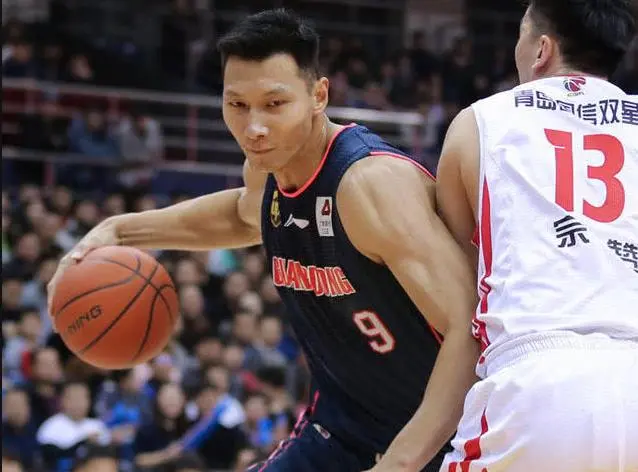 广东队豪取胜利，继续领跑积分榜