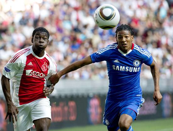 关于切尔西0-1不敌:领头车阿贾克斯拉开差距的信息 关于切尔西0-1不敌:领头车阿贾克斯拉开差距的信息