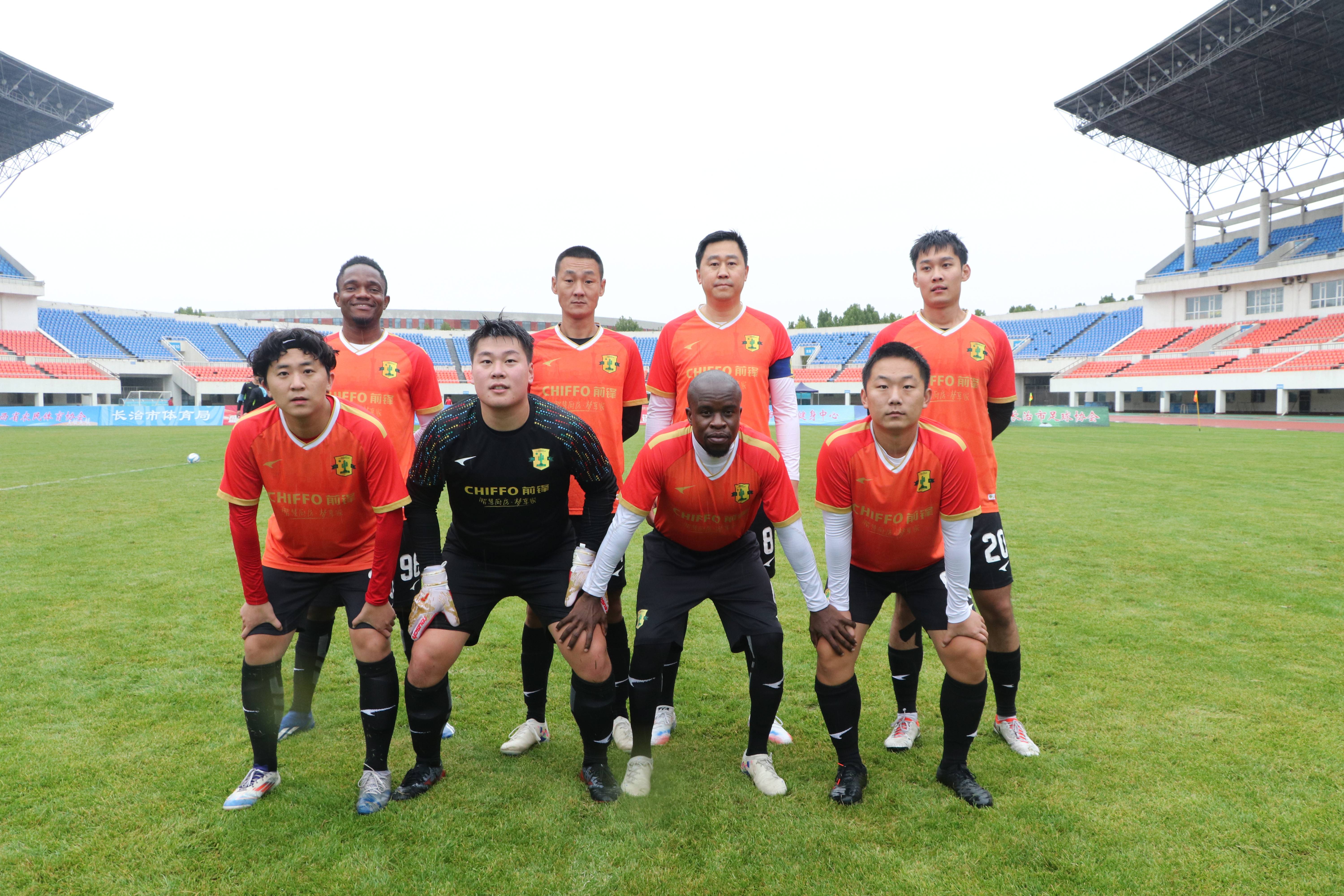 关于球员精神抖擞，展现实力迎接即将到来的比赛的信息