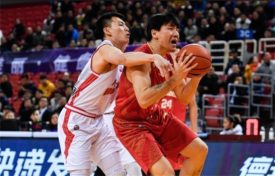 山东队击败福建队,迎来两连胜 山东队击败福建队,迎来两连胜