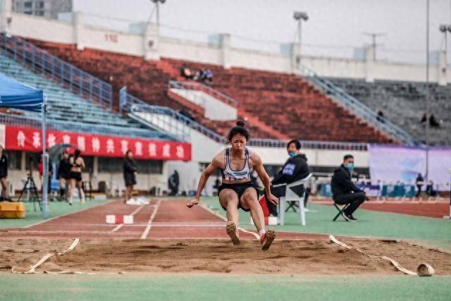 关于田径选手冲刺风速，夺冠一刻惊世骇俗的信息