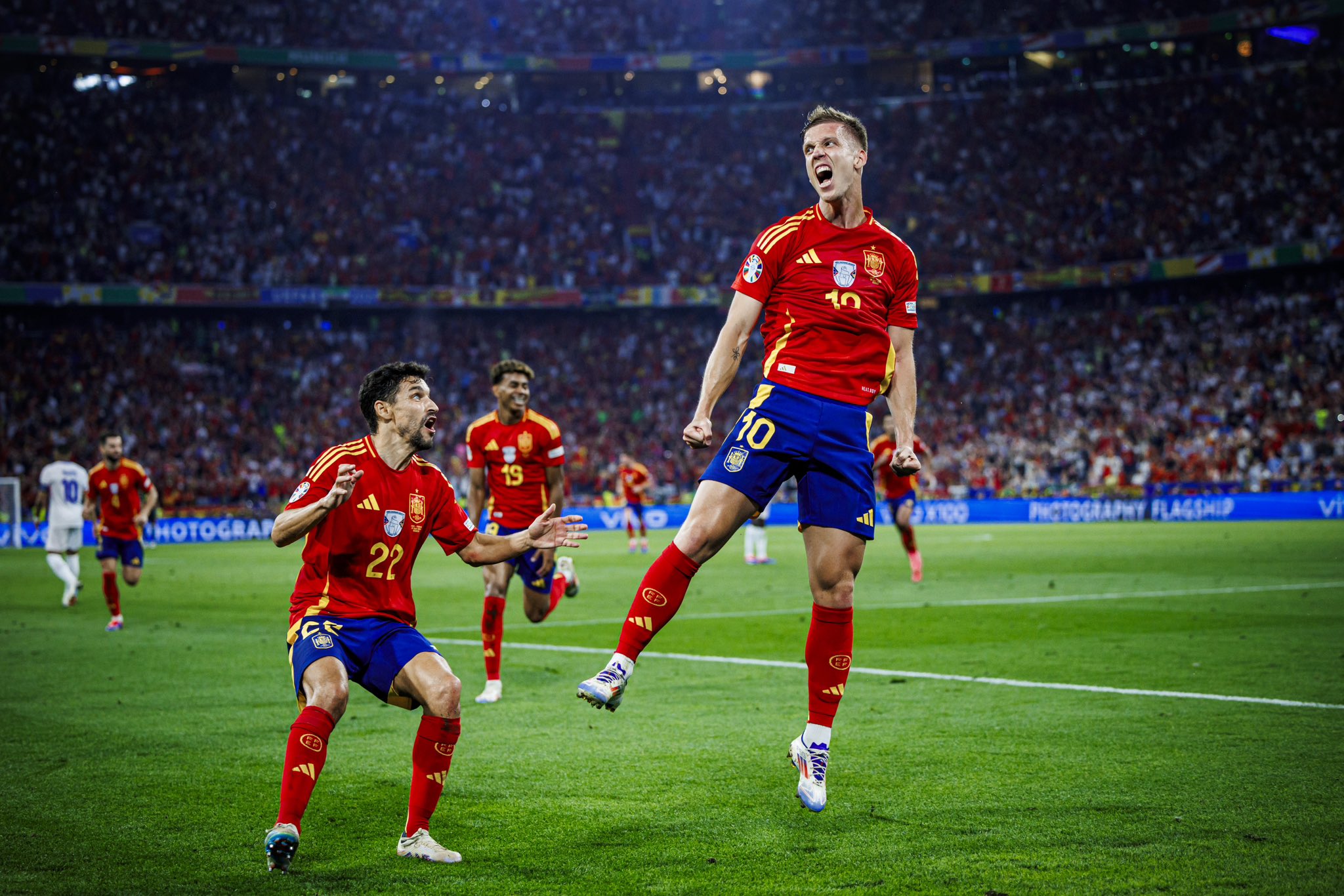 关于西班牙主场迎战瑞士,欧预赛关键战的信息 关于西班牙主场迎战瑞士,欧预赛关键战的信息