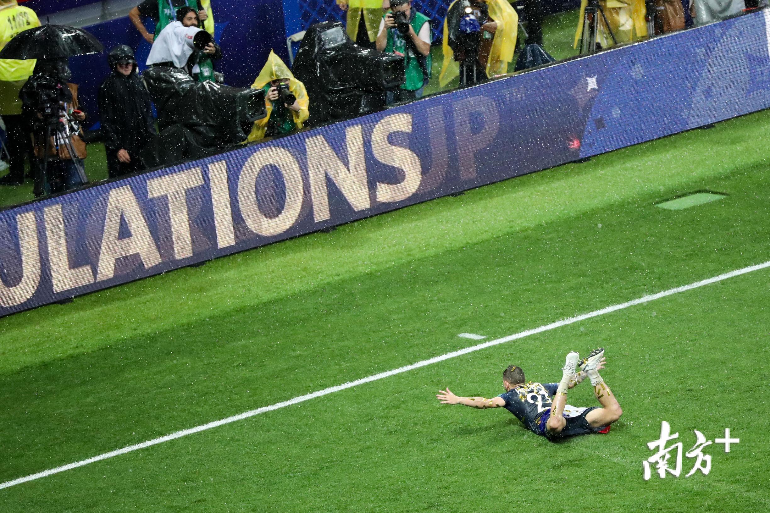 比赛中的精彩瞬间让人回味无穷