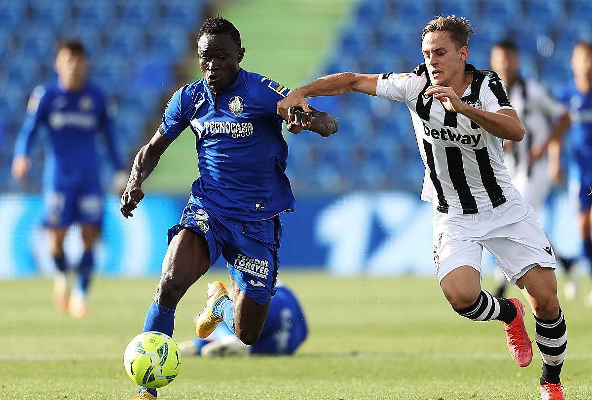 阿拉维斯主场取胜,击退强敌的简单介绍 阿拉维斯主场取胜,击退强敌的简单介绍