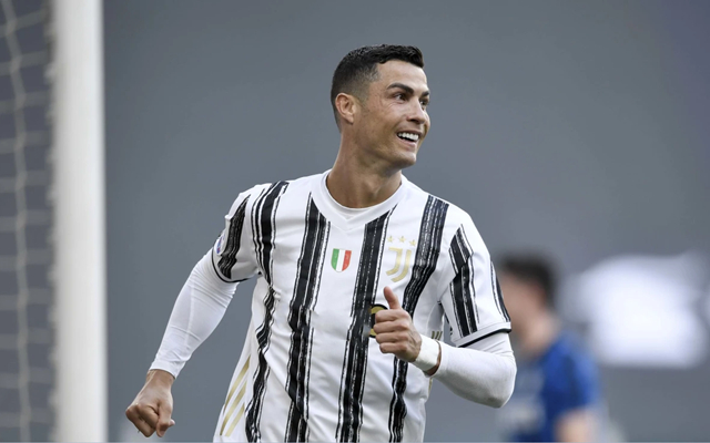 关于尤文图斯领先积分榜，表现稳健的信息