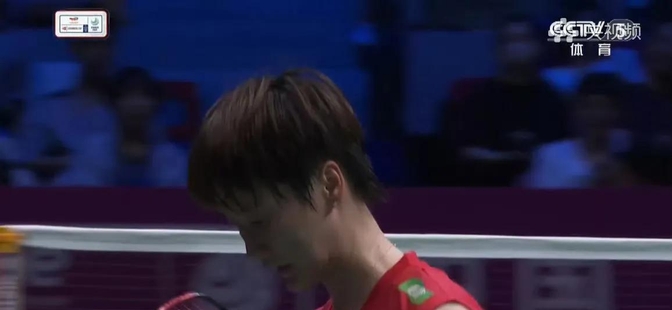 中国队完胜日本队，陈雨菲点燃赛场