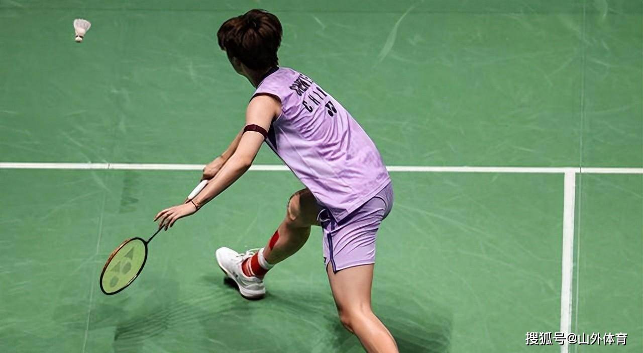 中国队完胜日本队，陈雨菲点燃赛场