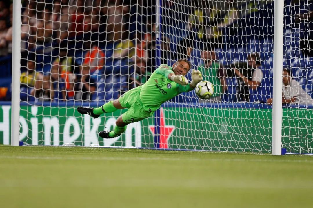 包含英格兰力克阿森纳，库尔图瓦关键制胜的词条