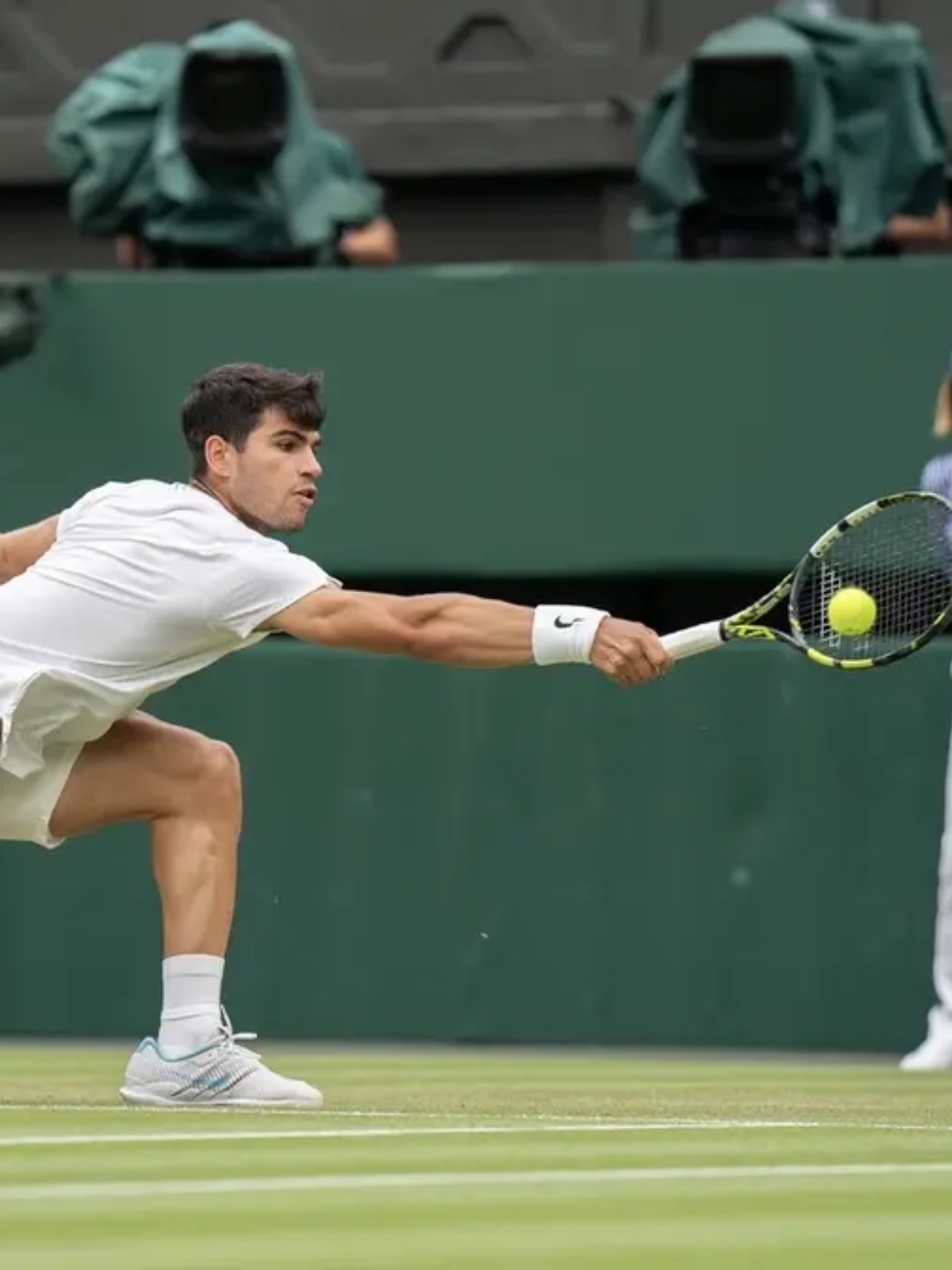 包含温网逆转法网,阿尔卡拉斯高光表现的词条 包含温网逆转法网,阿尔卡拉斯高光表现的词条