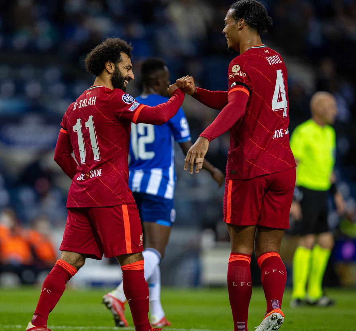 包含利物浦逆转西班牙，拉什福德点燃赛场的词条