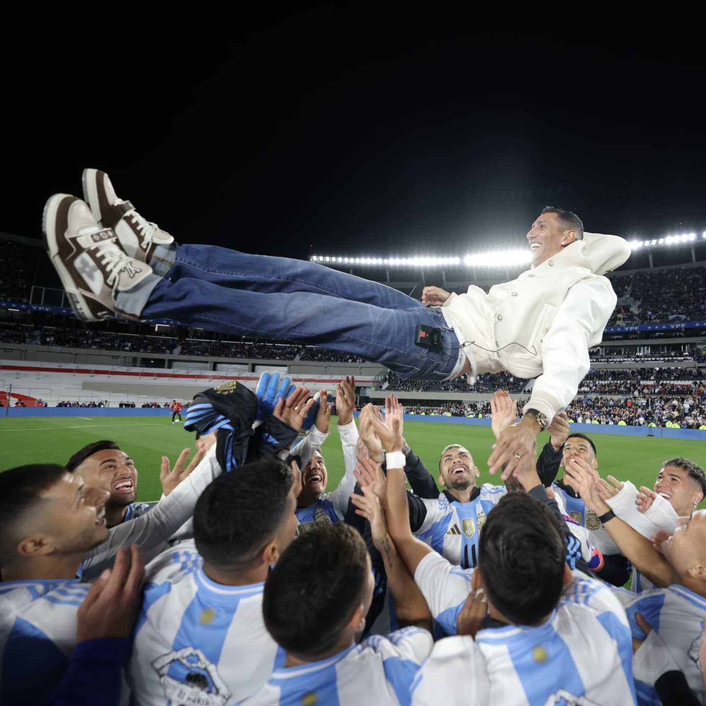 智利鏖战阿根廷，布鲁诺点燃赛场