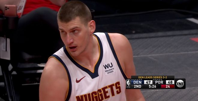 关于火箭鏖战辽宁队，利拉德高光表现的信息