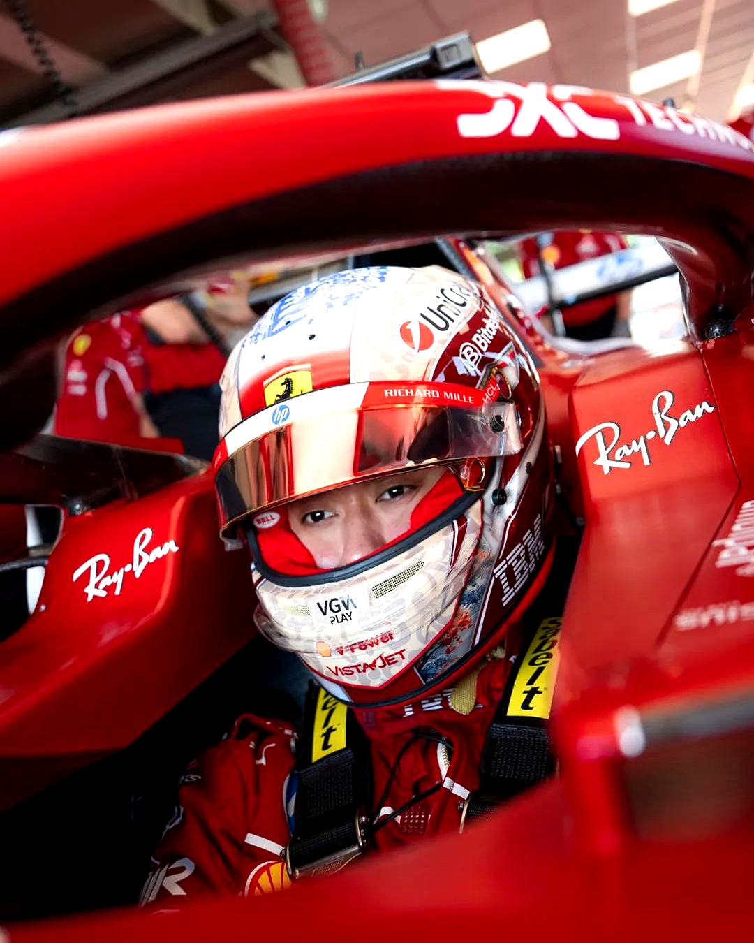 关于哈斯车队翻盘阿斯顿马丁，周冠宇关键制胜的信息