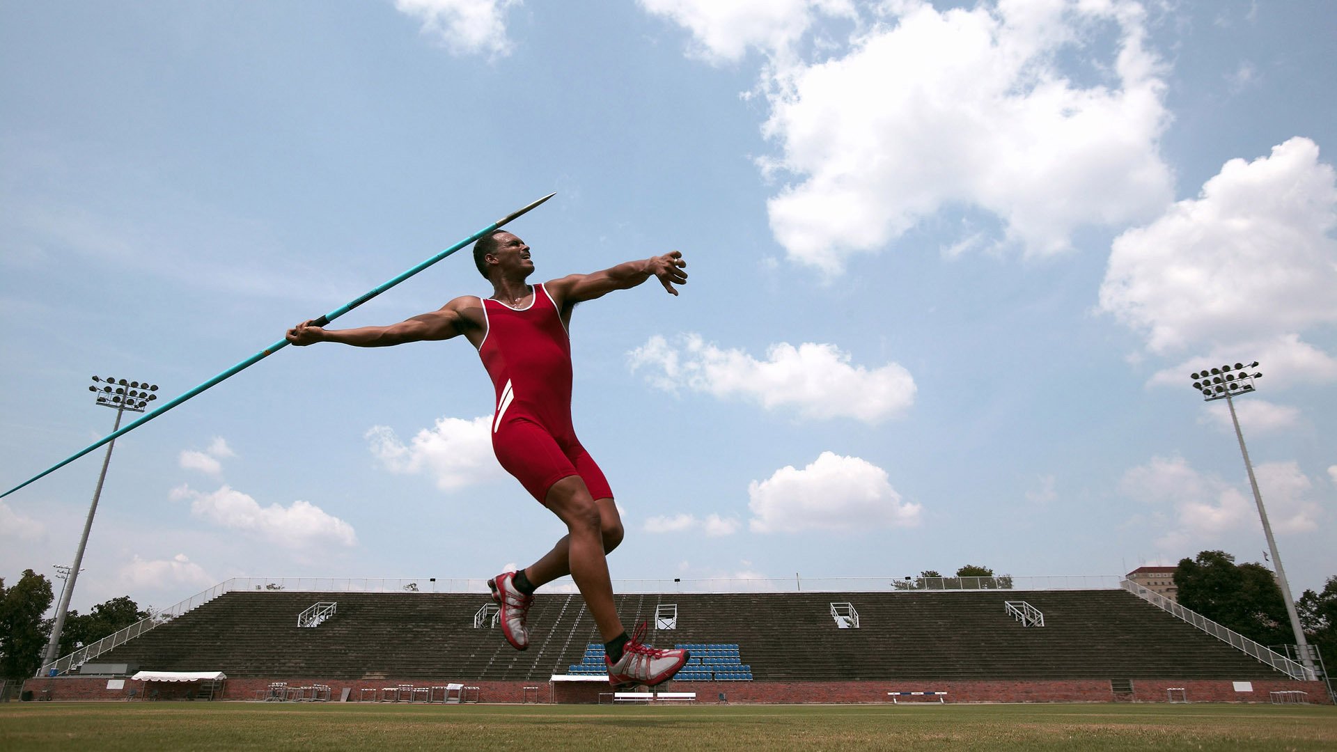 年终总决赛险胜美网，西西帕斯状态火热预示新王崛起？